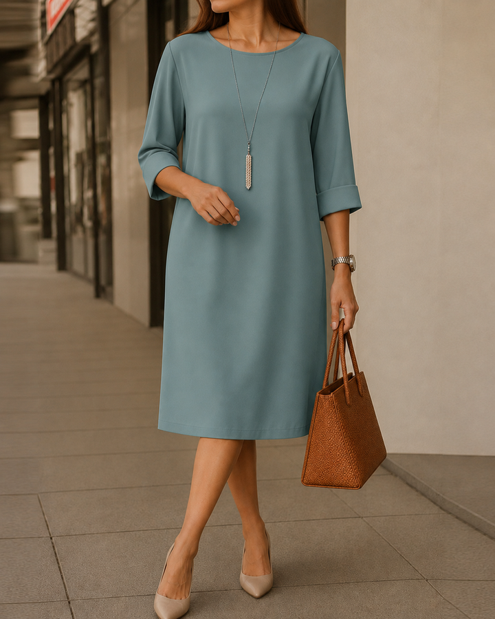 Debbie – Relaxed Midi Dress with Pockets