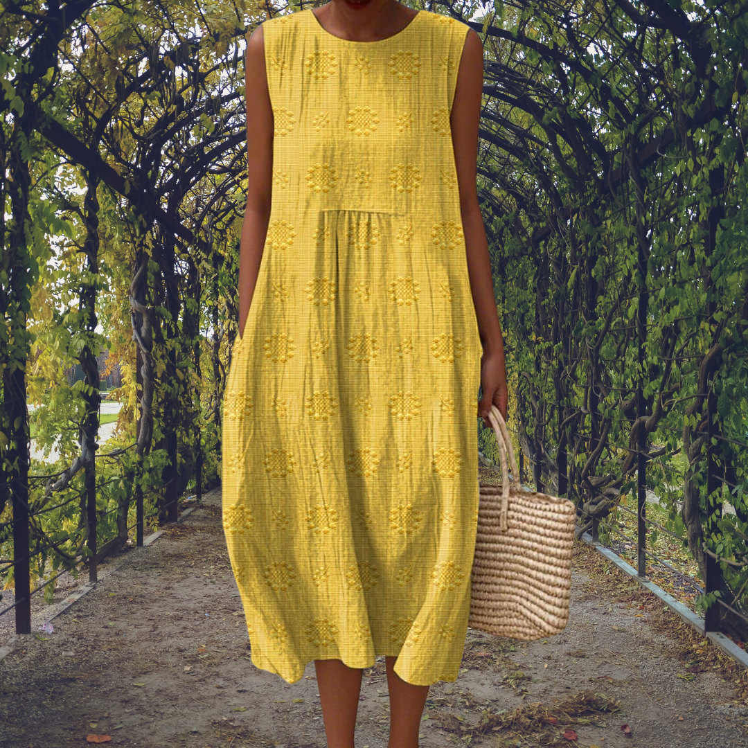 Simone – Sleeveless Textured Midi Dress with Pockets
