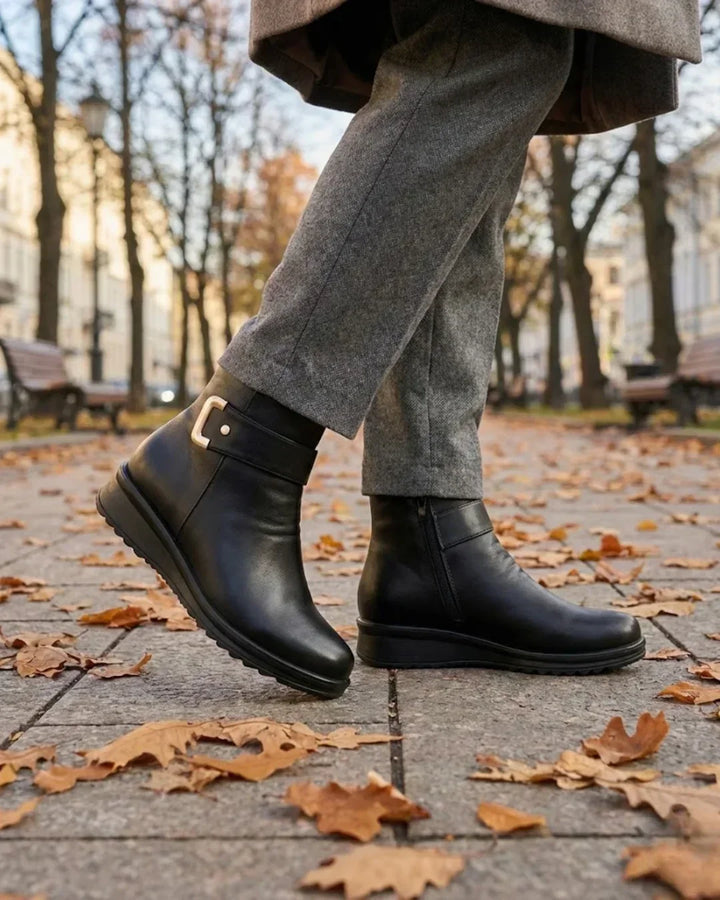 Juanita – Faux-Shearling Lined Ankle Boots