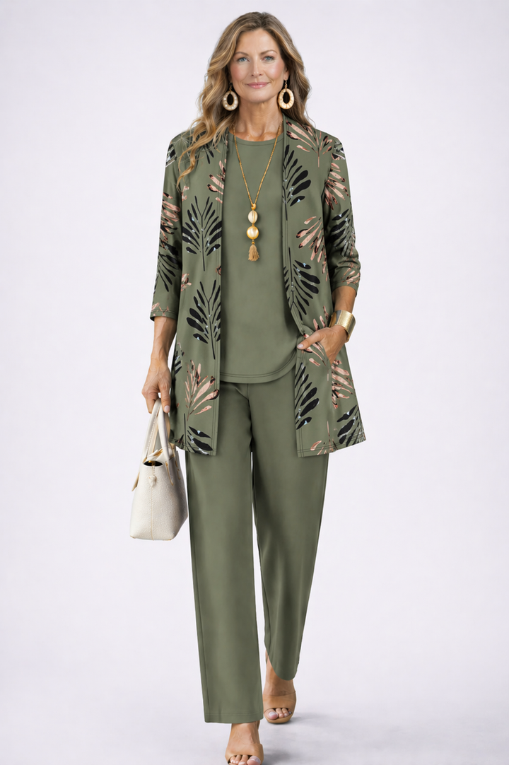 Jacqueline – Relaxed Tropical Print Three-Piece Set