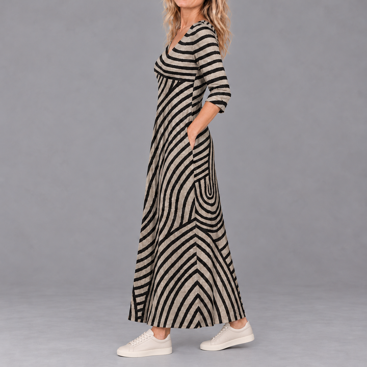 Christina – Vintage Wave-Stripe Maxi Dress