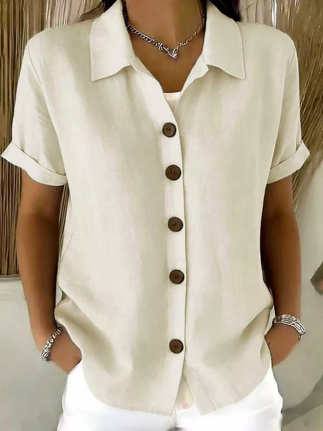 Kelly – Classic Button-Up Short Sleeve Shirt