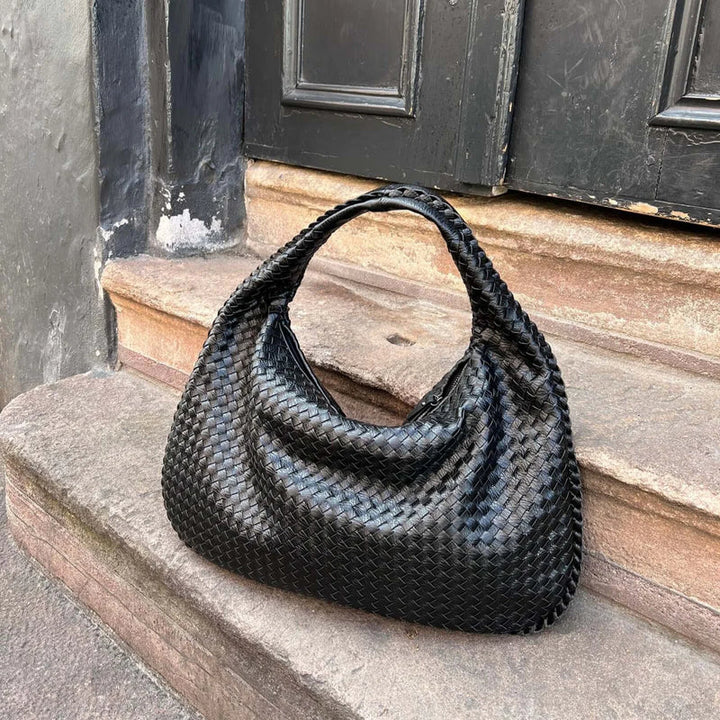 Kerrie – Woven Oversized Hobo Handbag