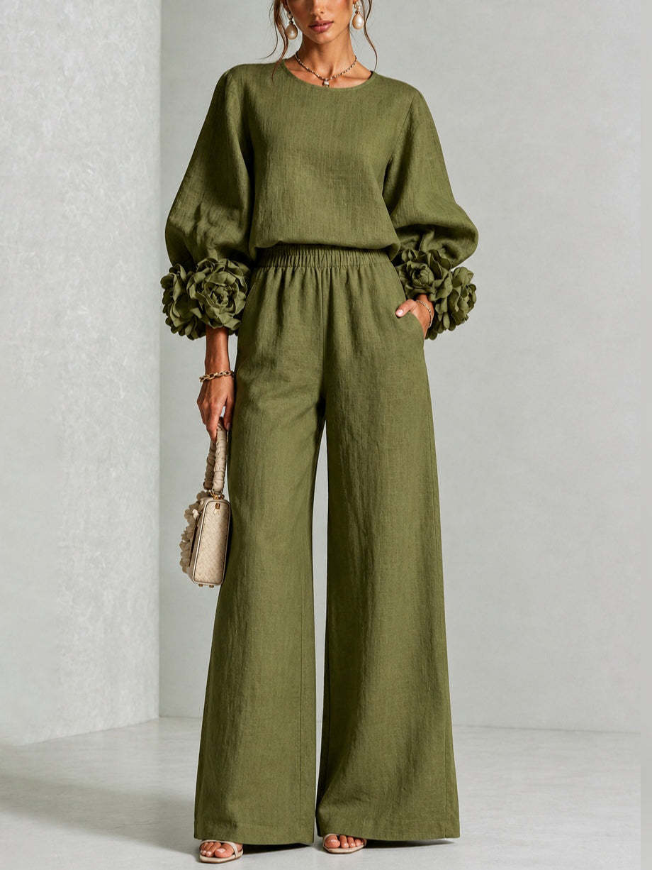 Shirley – Linen-Look Set with Floral Cuffs