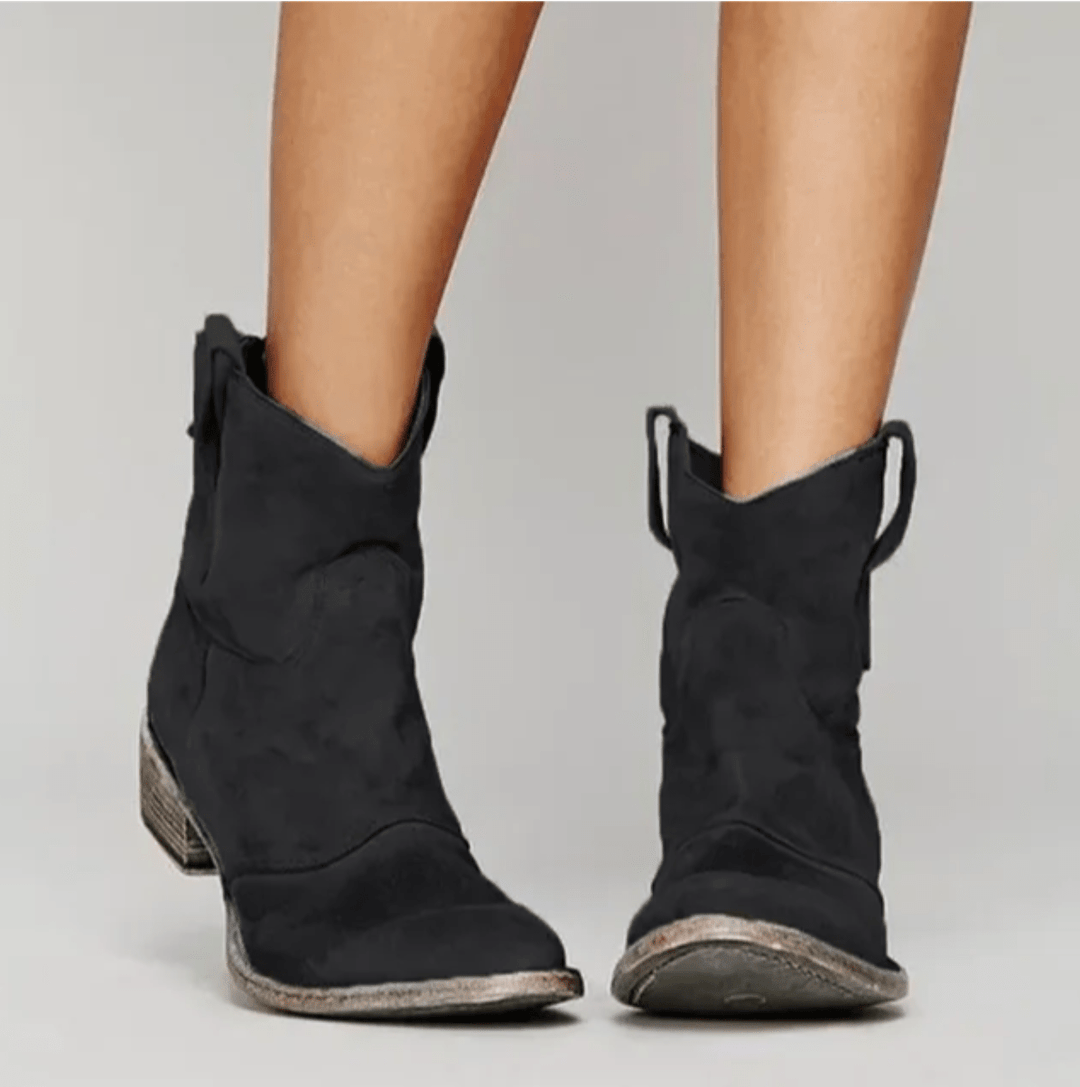 Pamela – Western-Inspired Ankle Boots