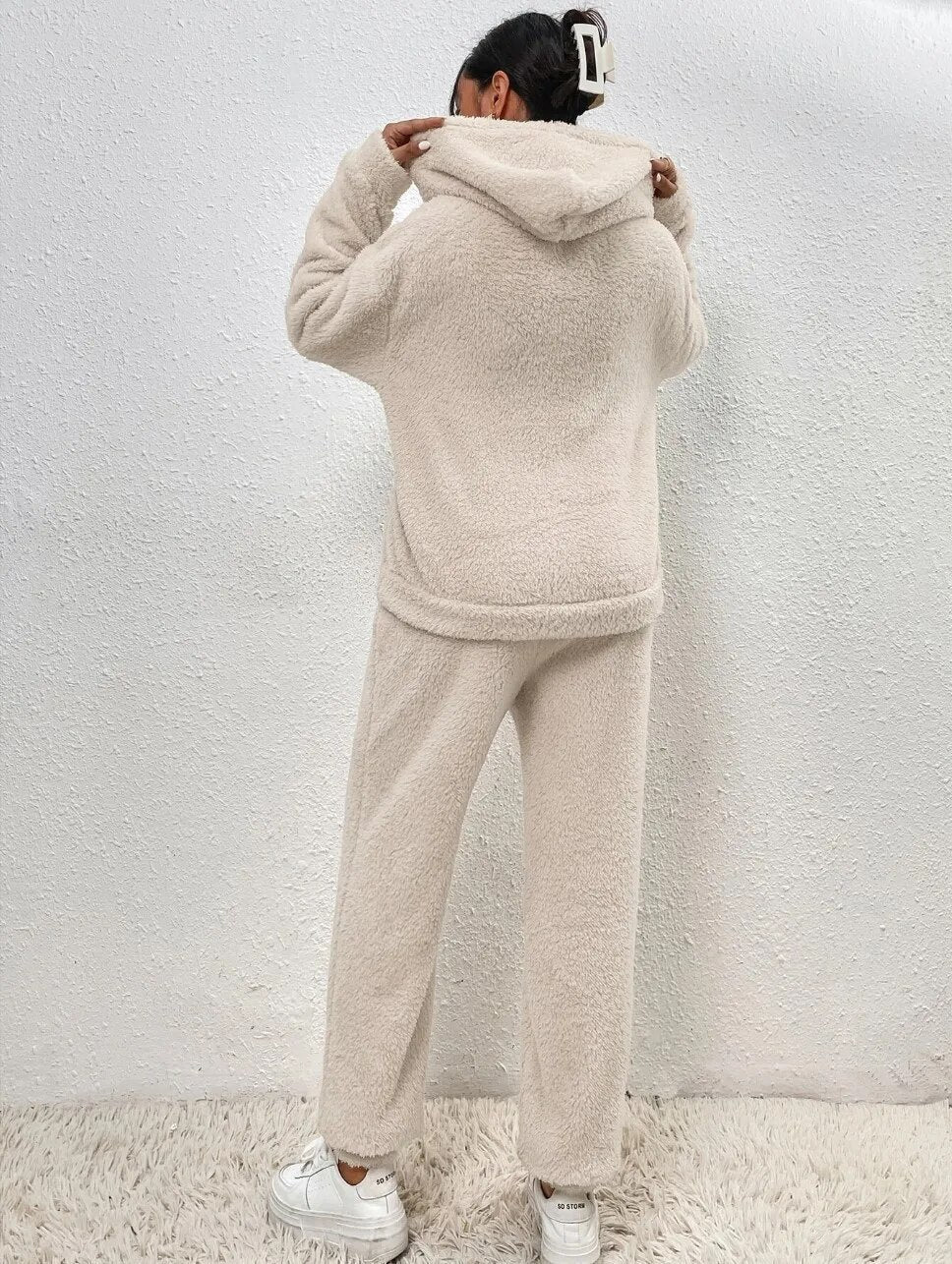 Shannon – Fluffy Teddy Hoodie and Pants Set