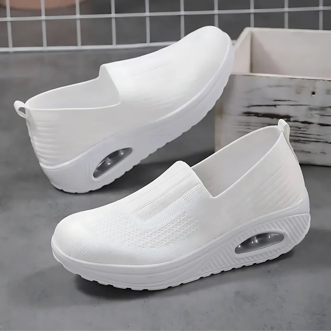 Dianne – Slip-On Sneakers with Air Cushion Sole