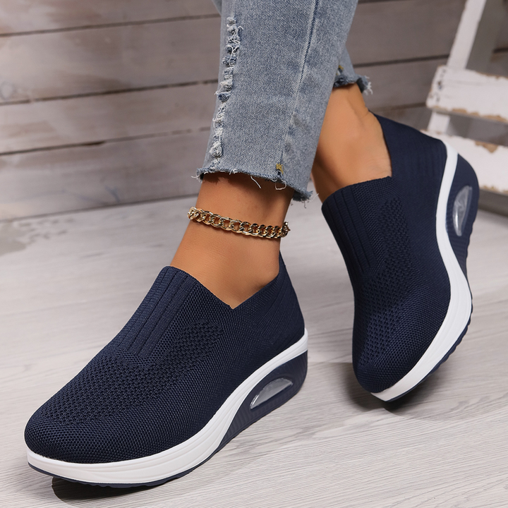 Dianne – Slip-On Sneakers with Air Cushion Sole