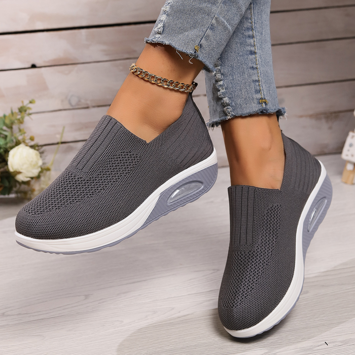 Dianne – Slip-On Sneakers with Air Cushion Sole